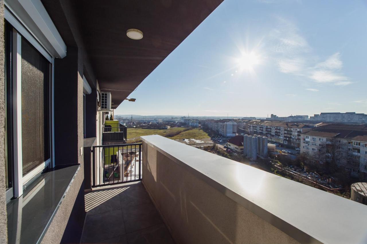 Fantastic Apartment At Prima Residence Oradea Exterior foto
