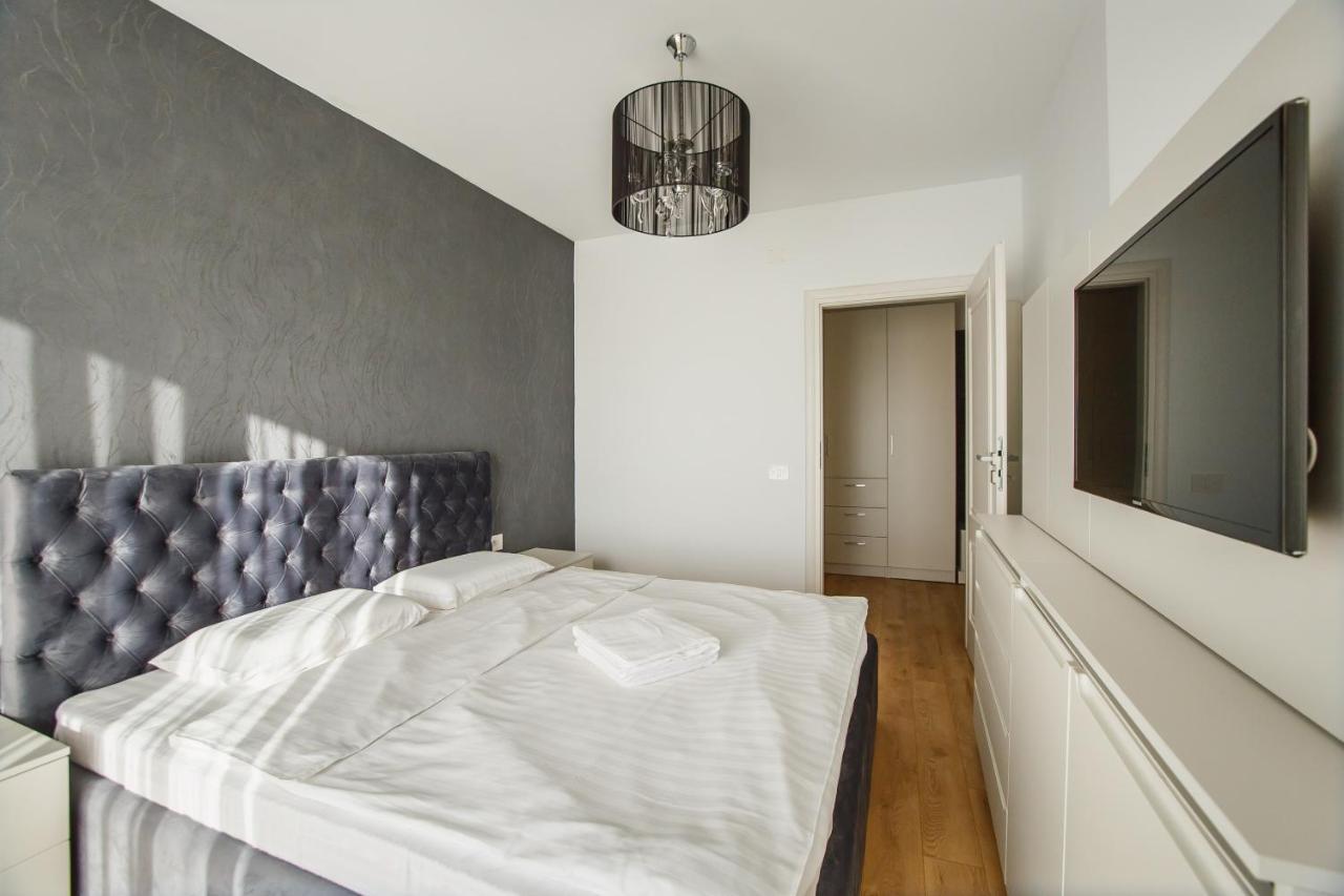 Fantastic Apartment At Prima Residence Oradea Exterior foto