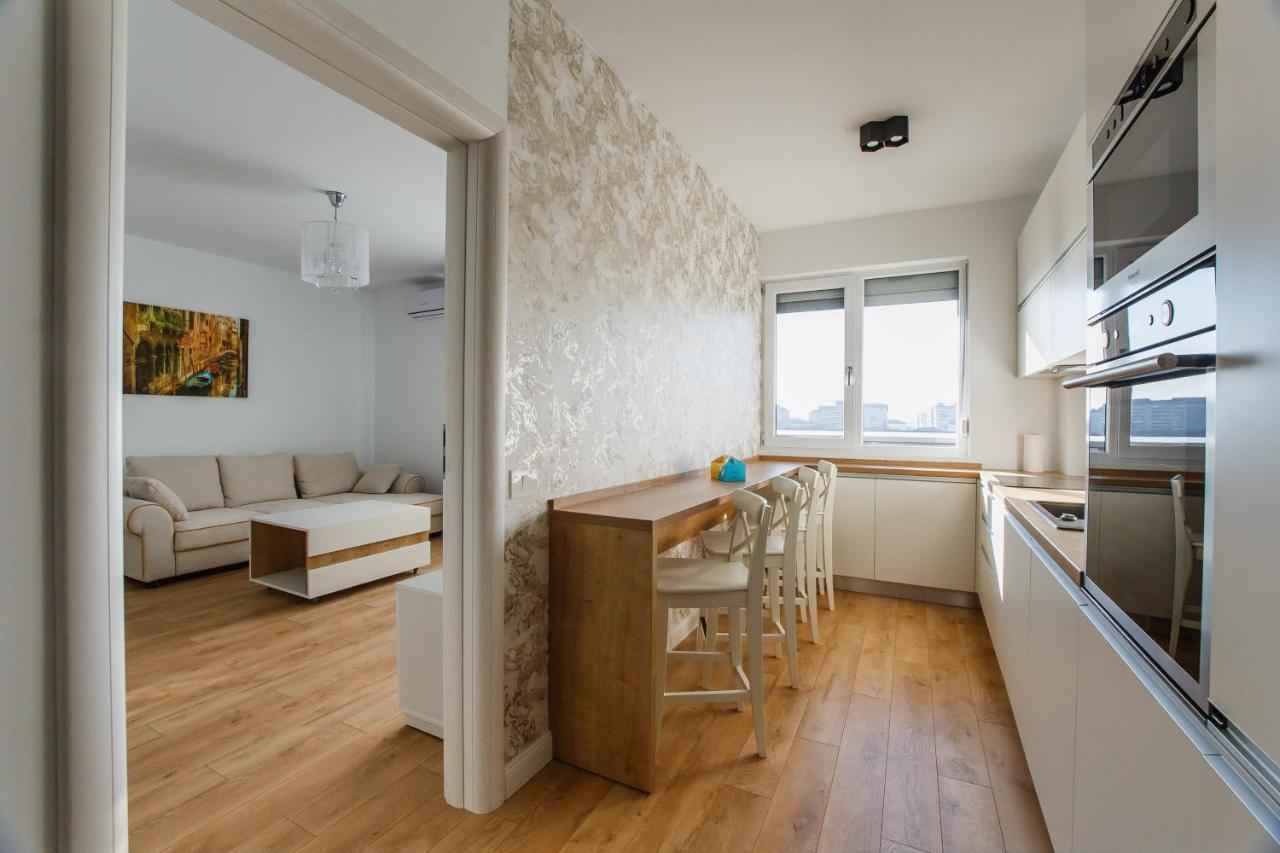 Fantastic Apartment At Prima Residence Oradea Exterior foto